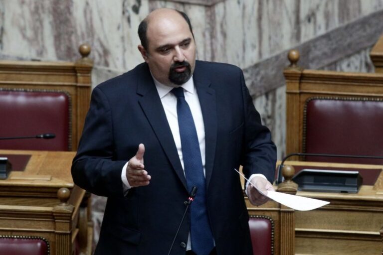 Ο Τριαντόπουλος έδωσε στη δημοσιότητα το επίμαχο email